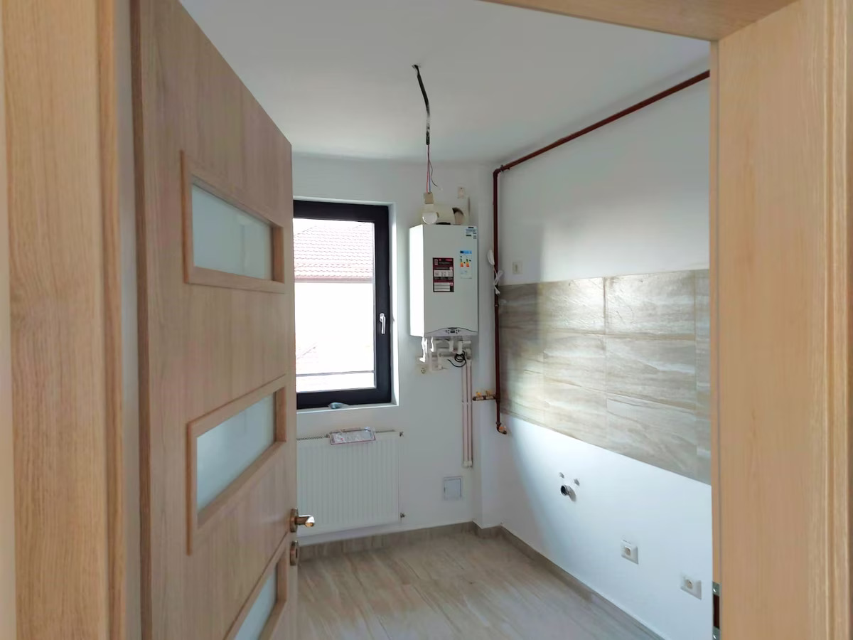 Neofort 49 Militari Metrou Gorjului foto 12