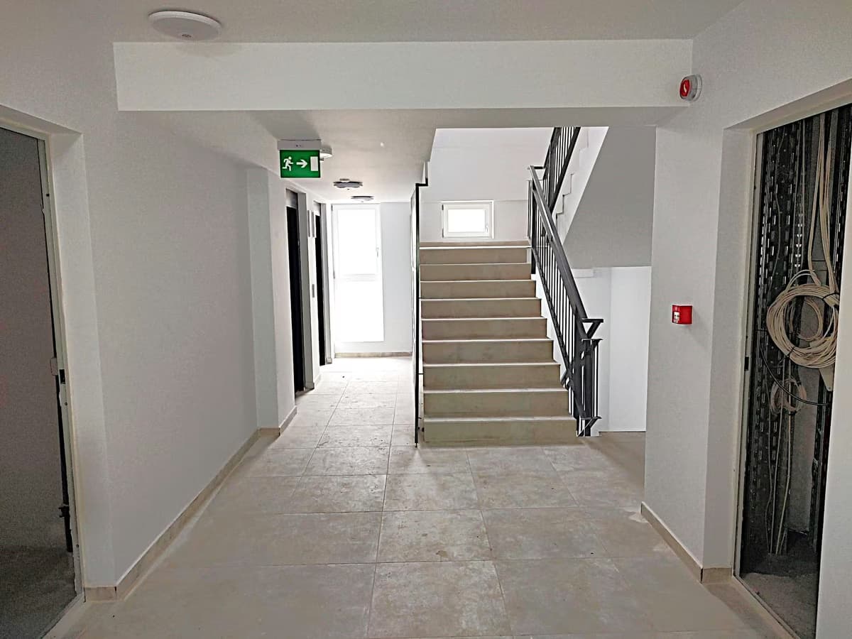 Neofort 76 Iuliu Maniu Metrou Pacii foto 15