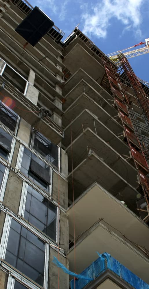 CONSULTANTA IMOBILIARA