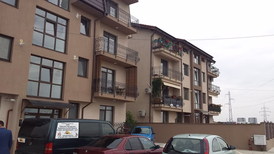 Neofort 70 Fundeni — Dobroești